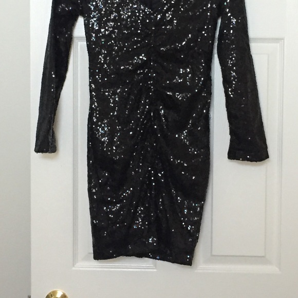 Dress - Picture 5 of 5